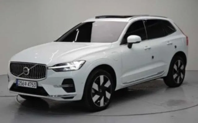 XC60(2세대) T8 AWD 울트라 브라이트